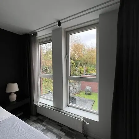 Modern House With 3 Bedrooms 别墅
